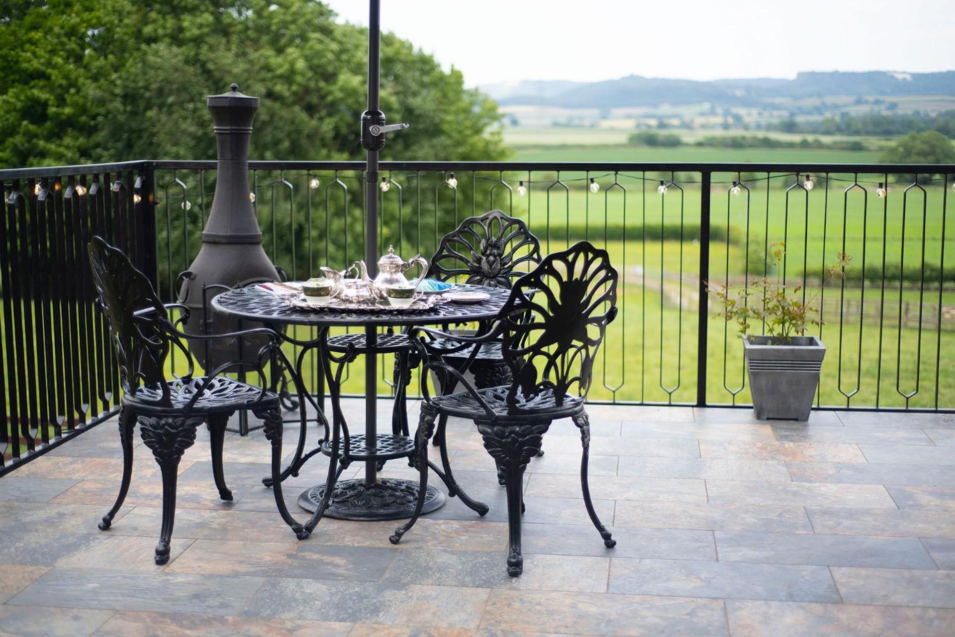 Burtree Country House, Tipi'S, Treehouse & Lodge & House Rooms With Hot Tubs In A Private Garden Thirsk Exterior foto