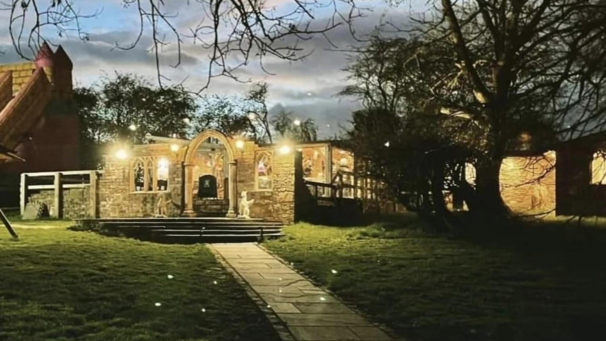 Burtree Country House, Tipi'S, Treehouse & Lodge & House Rooms With Hot Tubs In A Private Garden Thirsk Exterior foto